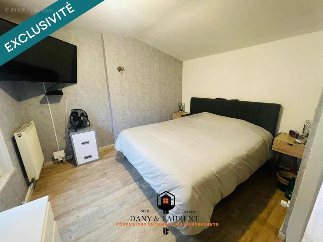 Photo 5 - Maison à QUIEVRECHAIN