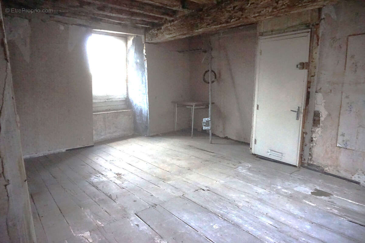 Appartement à FOUGERES