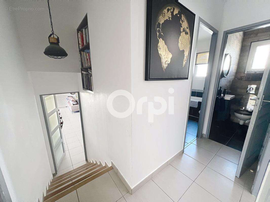 Maison à ROQUEBRUNE-SUR-ARGENS