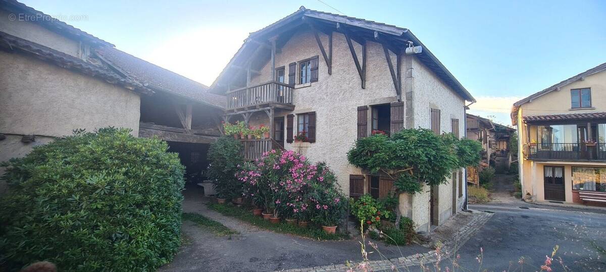 Maison à PRENDEIGNES