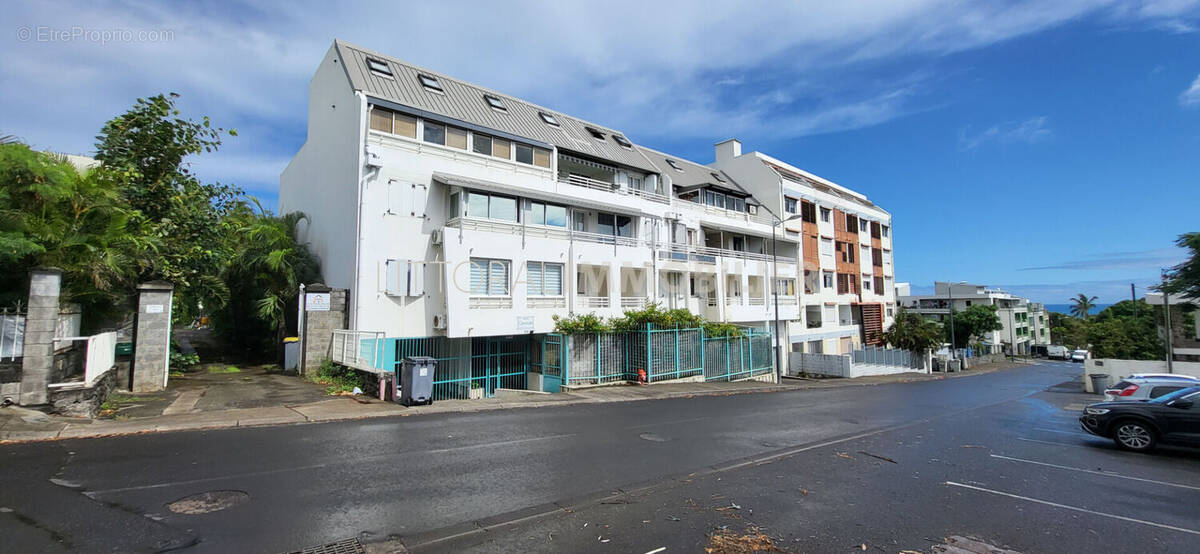 Appartement à SAINT-DENIS