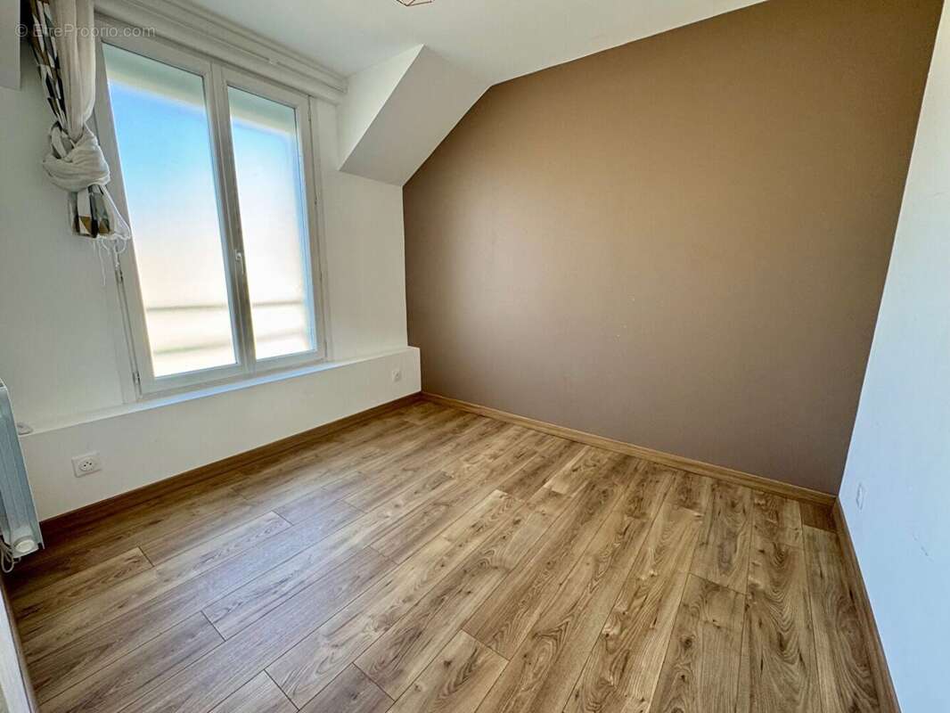 Maison à VILLENEUVE-SAINT-GEORGES