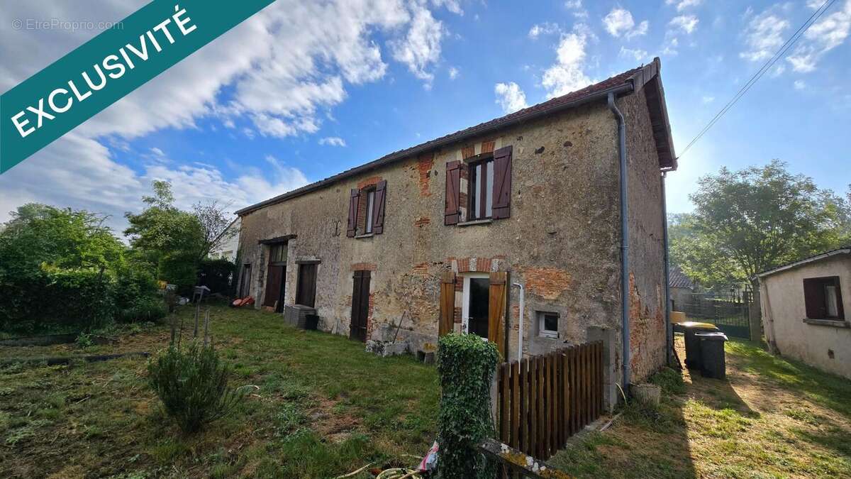 Maison 162 m² à Adriers  - photo 3