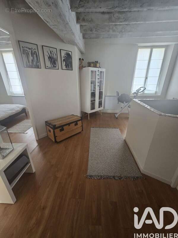 Maison 130 m² à Passy-Grigny  - photo 7