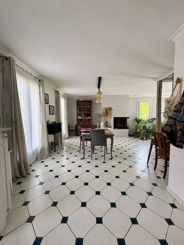 Maison à BEZONS