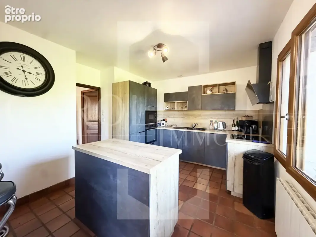 Maison, 5 pièces avec 2300 m2 de terrain constructible - photo 6