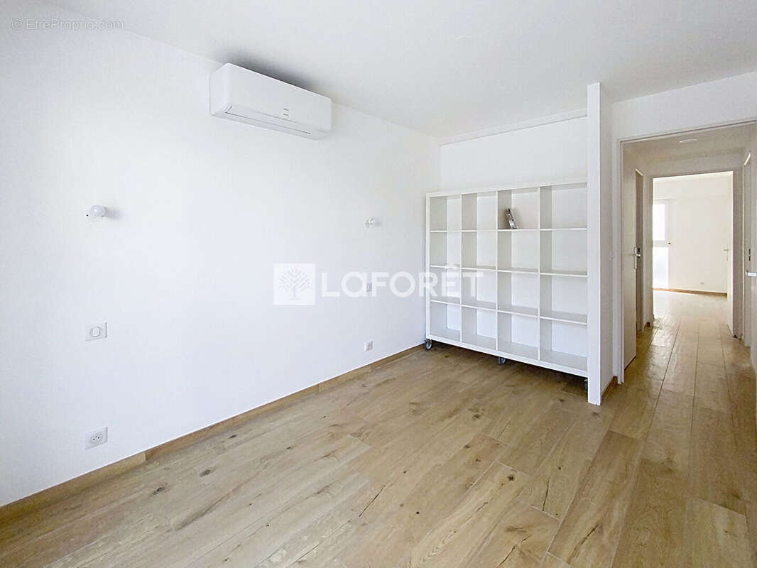Appartement  hyper cnetre t3 place de parking cellier - photo 7