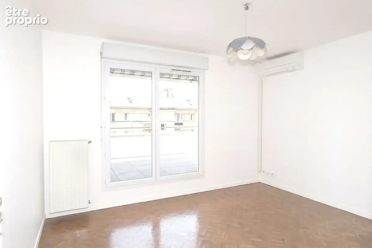 Appartement Villeurbanne 4 pièce(s) 100.89 m2 - Lumineux rooftop avec 74 m² de terrasses - 3 chambres dont une suite - cave, sta - photo 9