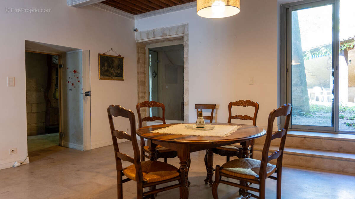 Maison à SAINT-GENIES-DE-COMOLAS