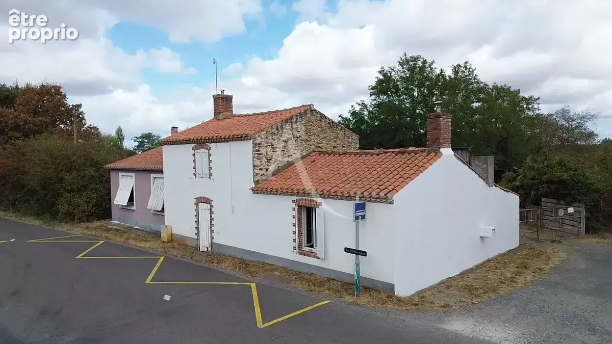 Maison à LA CHAPELLE-HERMIER