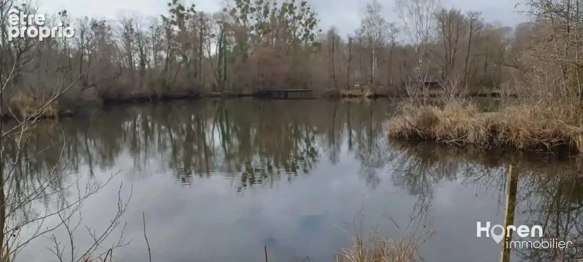 Terrain à MAREUIL-CAUBERT