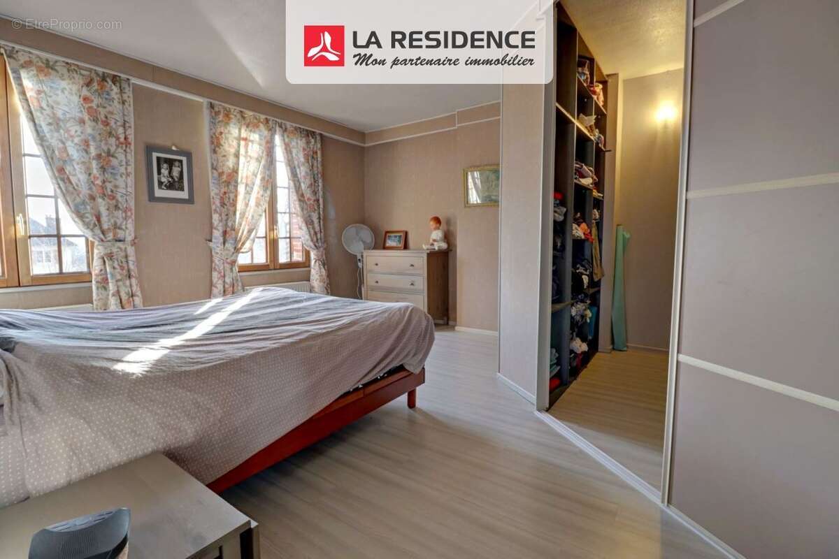 Maison à PONT-DE-L&#039;ARCHE