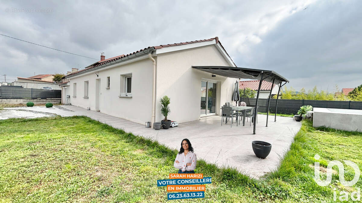 Photo 2 - Maison à ROCHE-LA-MOLIERE