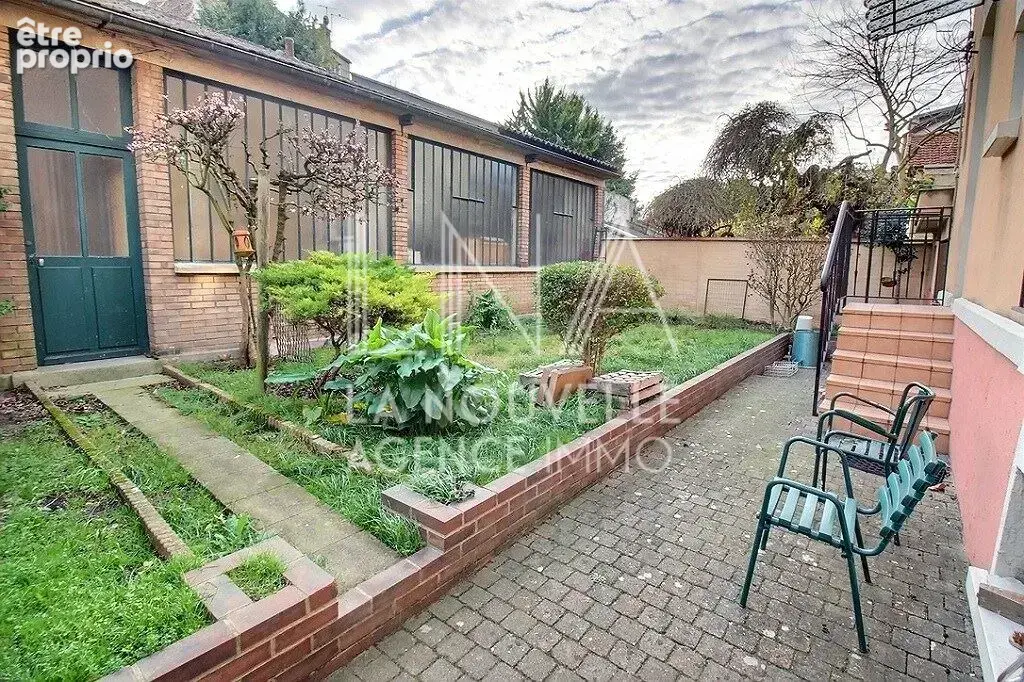 Photo Maison à Les Lilas au prix de 849 900€