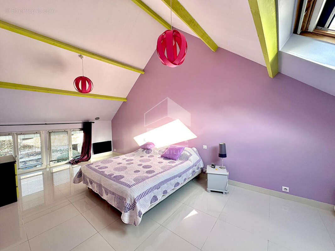 Maison de ville 150m² à saint-pierre-lès-nemours - photo 7