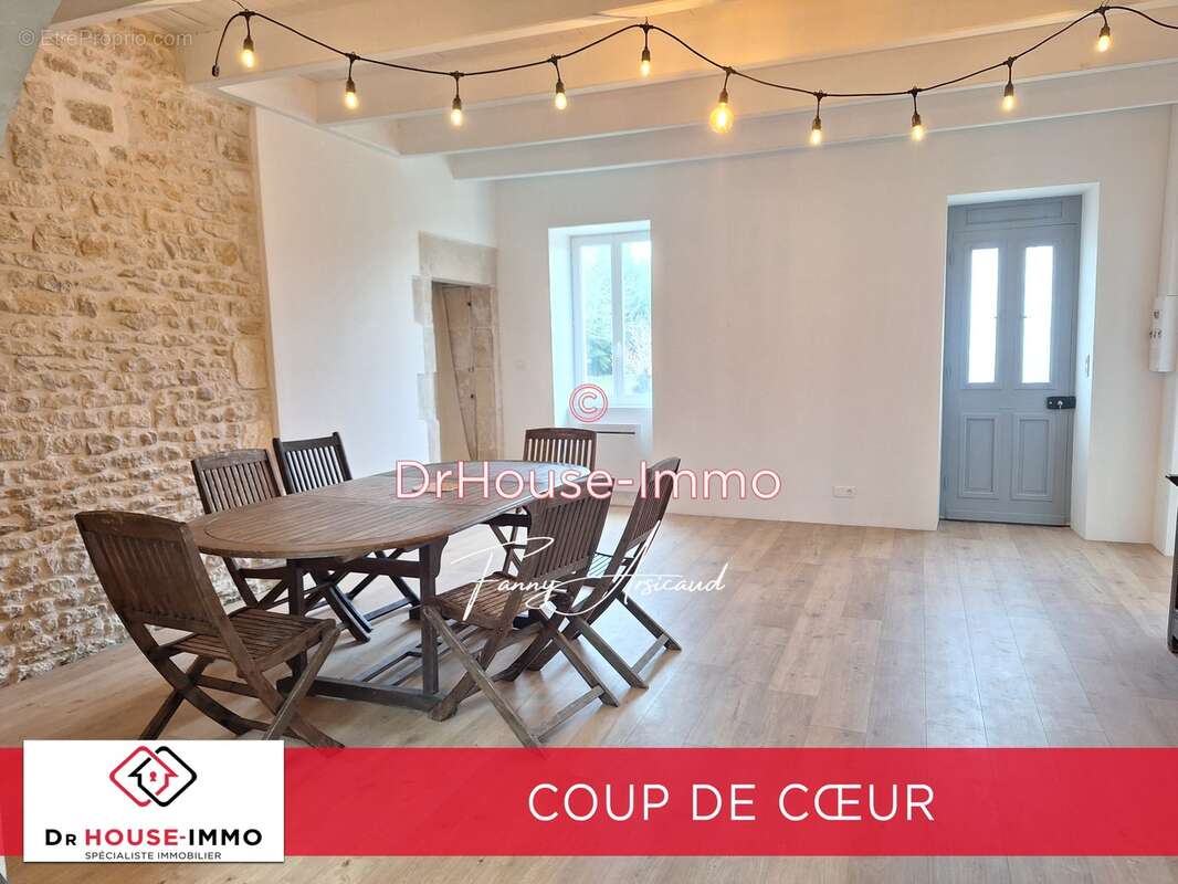 Maison à PUYRAVAULT