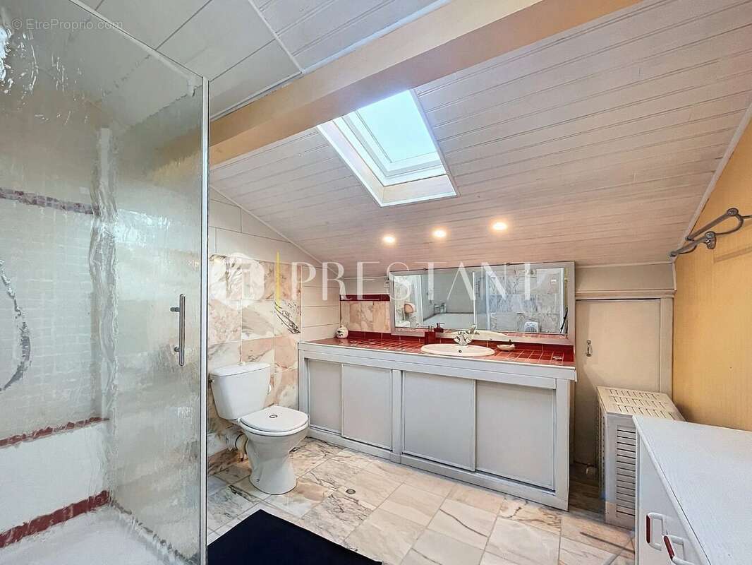 Maison à BASSUSSARRY