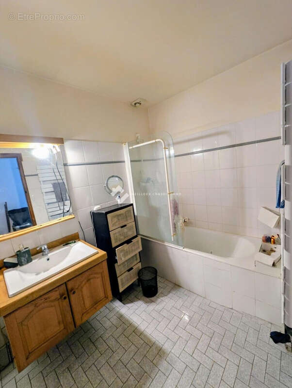 Maison 253 m² à Buxerolles  - photo 8