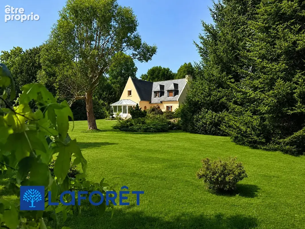 Maison à SAINT-CARADEC-TREGOMEL