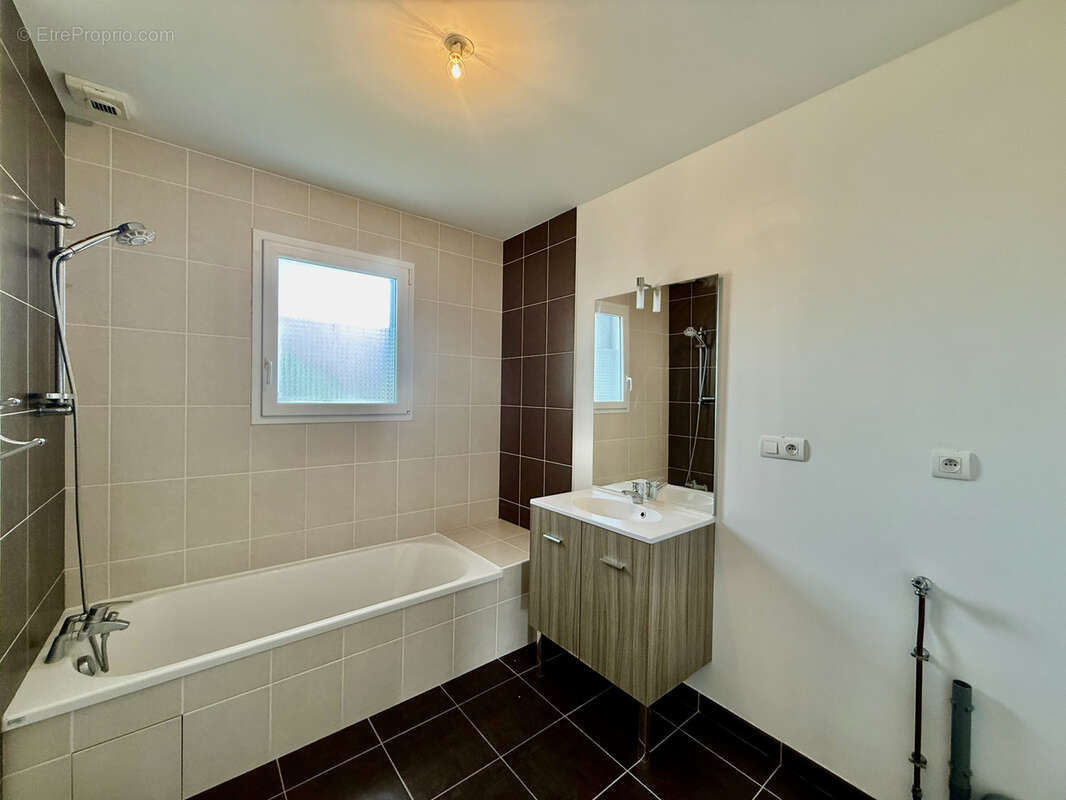 Maison à NOTRE-DAME-DES-LANDES