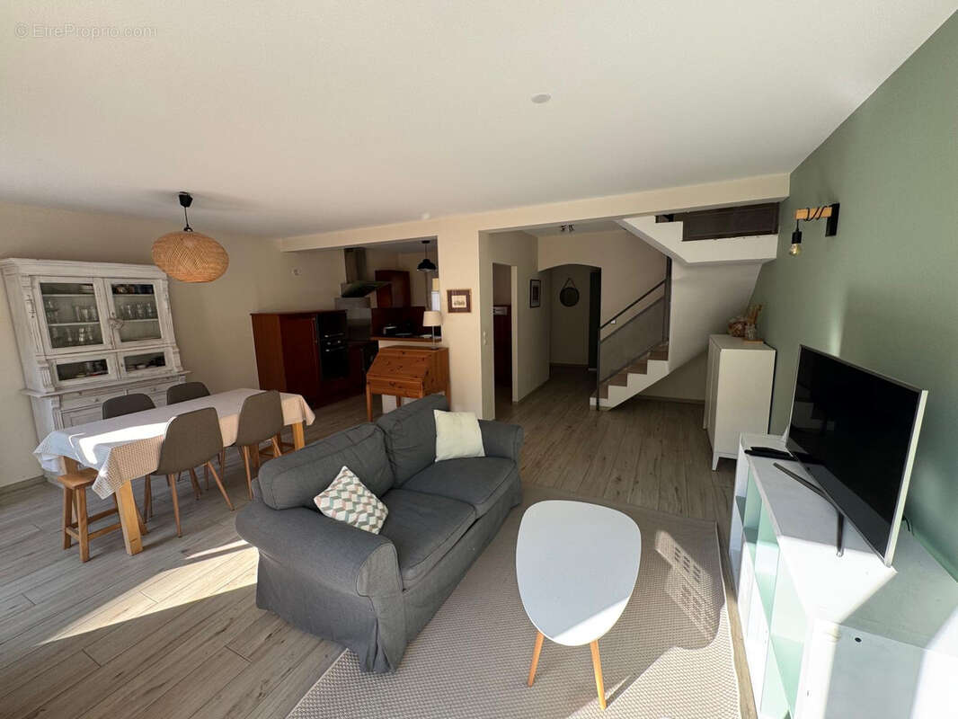Maison 117 m2   3 chambres + grande terrasse   197 000 € - photo 7