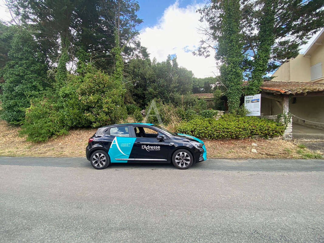 Terrain à SAINT-MICHEL-EN-L&#039;HERM