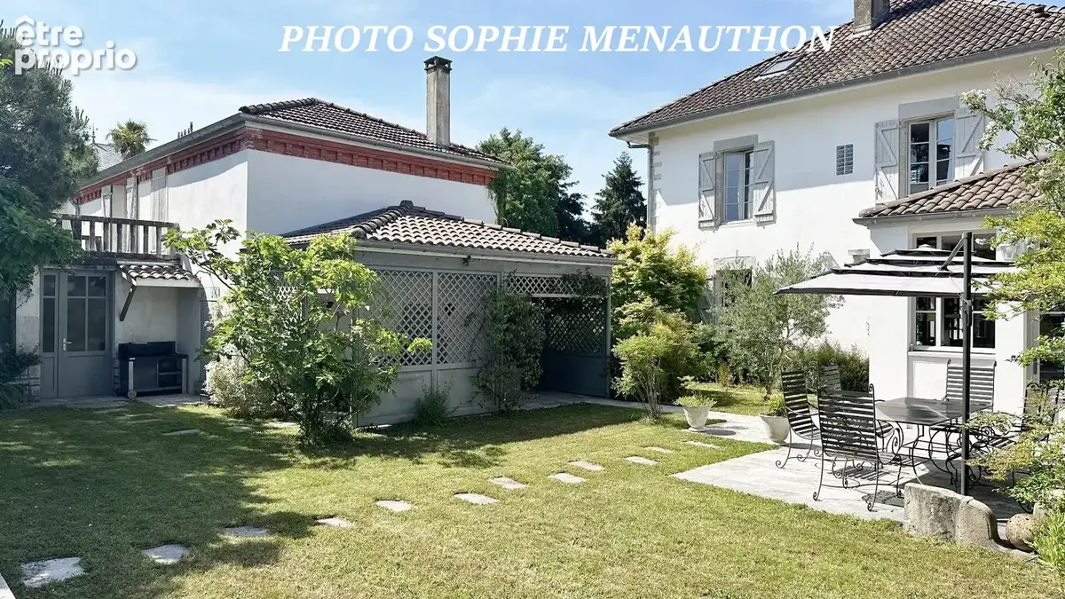 Maison de maitre de type t9 de 330 m2 avec piscine - photo 3