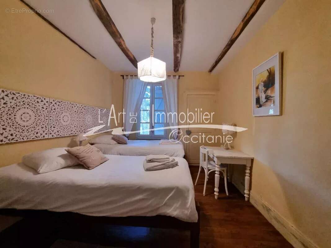 Appartement à MERCUES