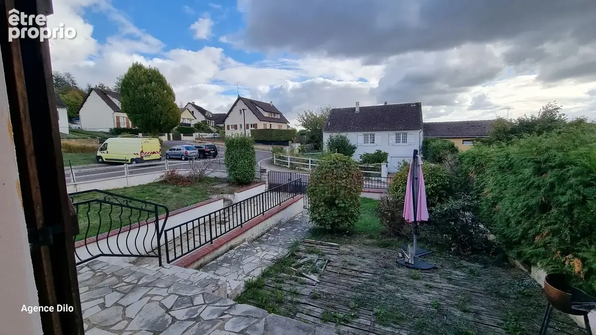 Pavillon sur sous-sol proche commerces - photo 13