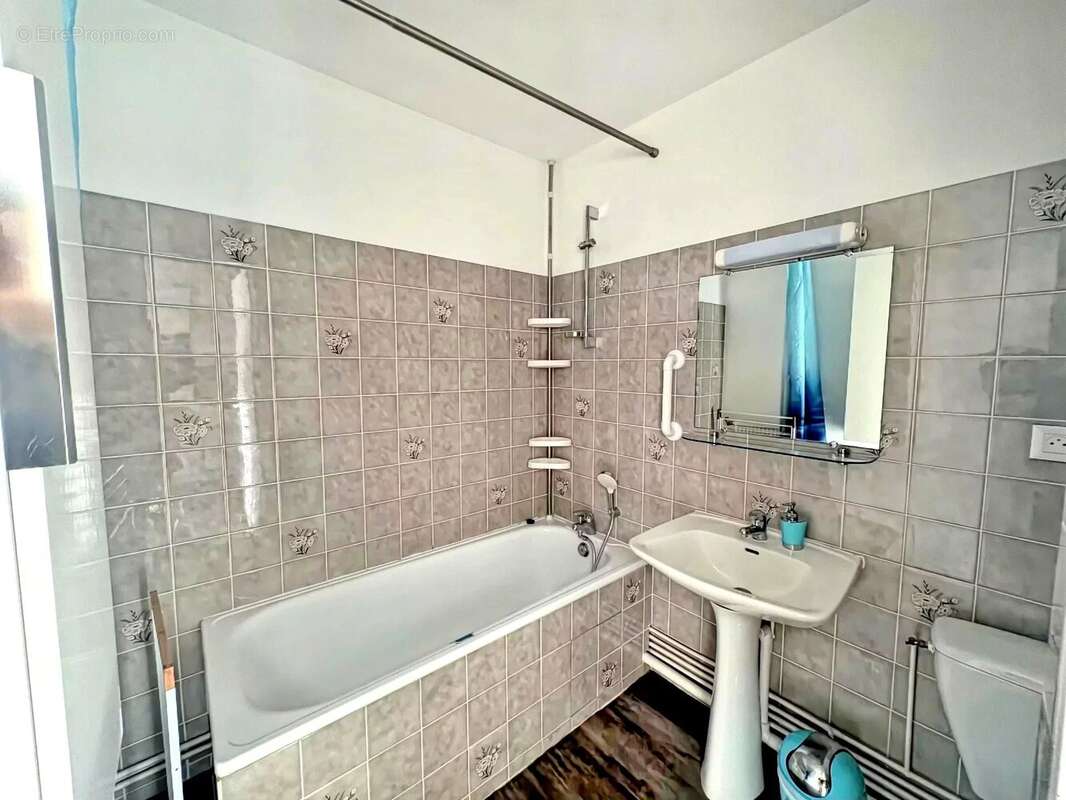 Appartement à CAMIERS
