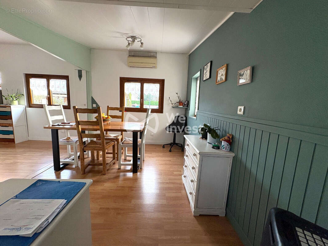 Maison 114 m² à Fontenay-Tresigny  - photo 6