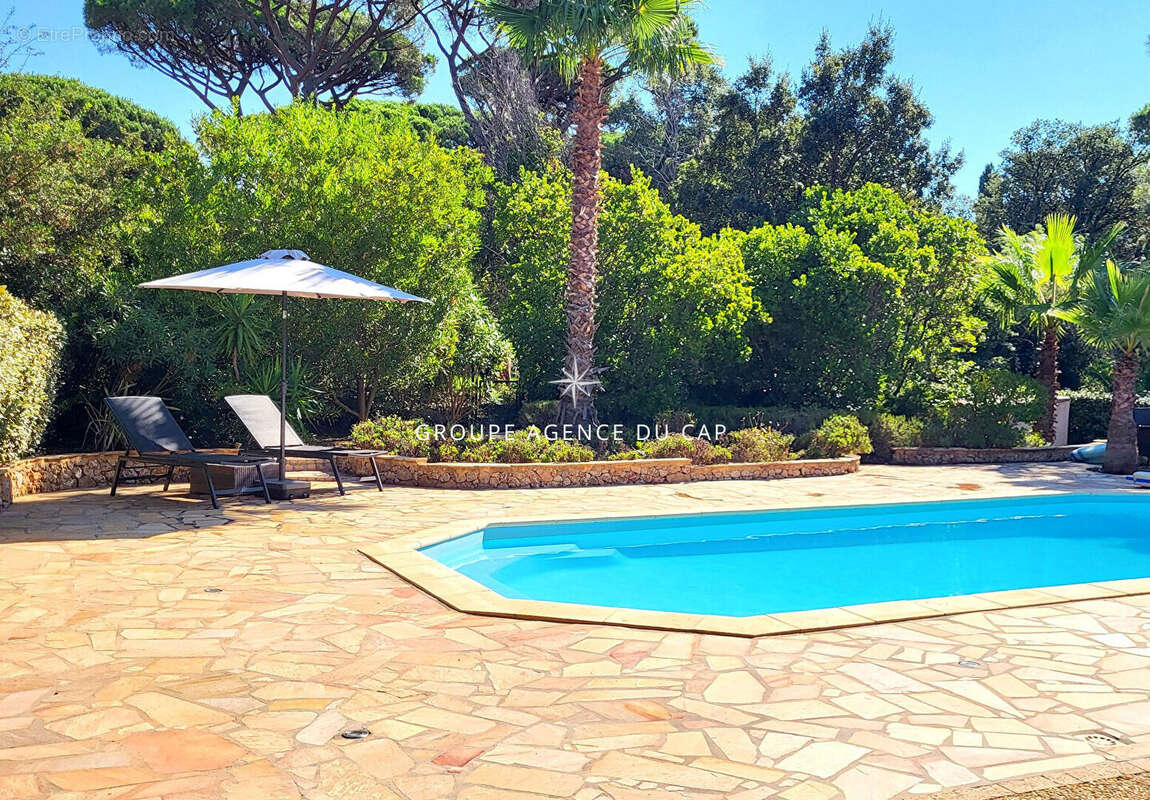 Maison à LES ISSAMBRES