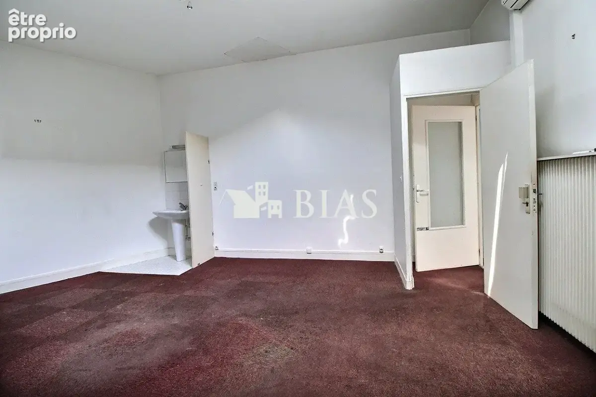 Appartement 285 m² à Le Petit-Quevilly  - photo 9