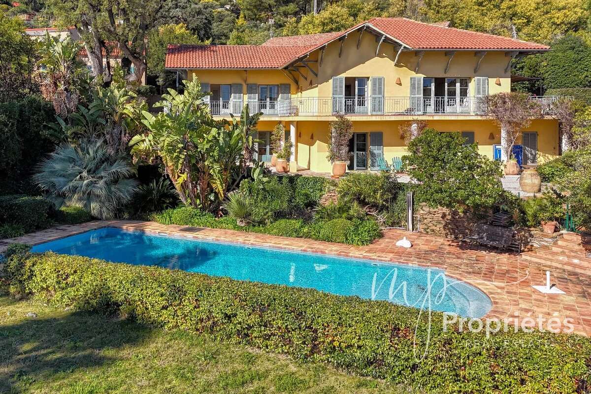 Maison à RAYOL-CANADEL-SUR-MER