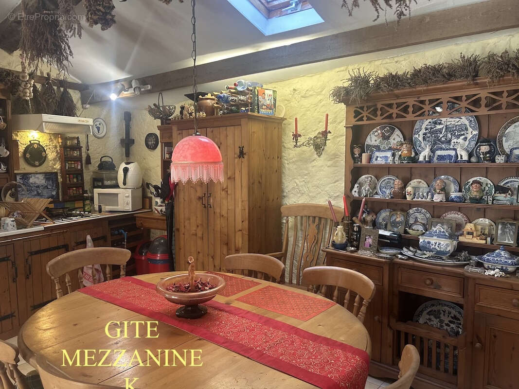 Maison à VILLEFRANCHE-DE-LONCHAT