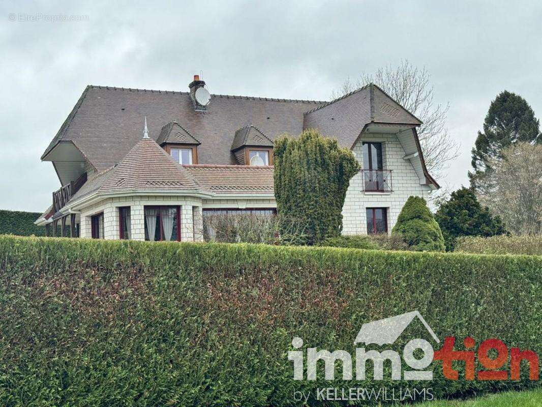 Maison à BLANGY-SUR-BRESLE