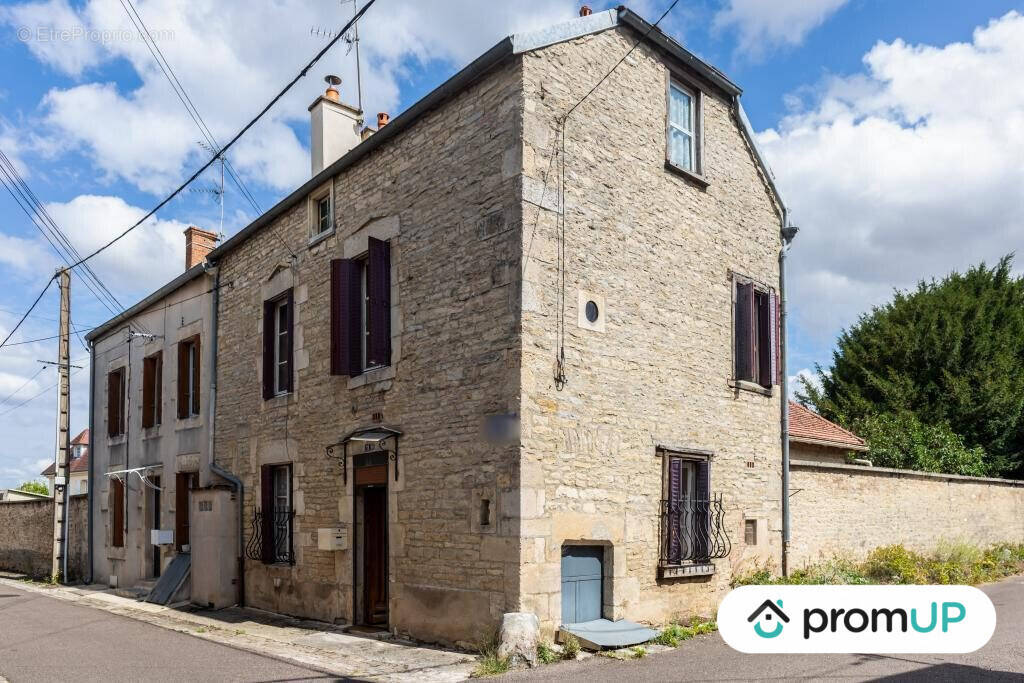 Maison à CHATILLON-SUR-SEINE