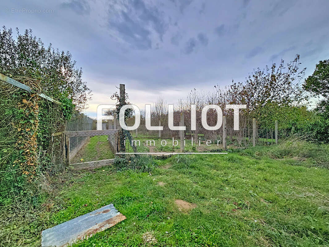 Maison à LES MOITIERS-D&#039;ALLONNE