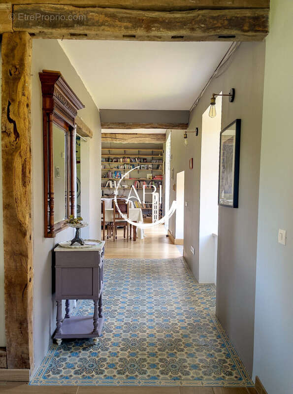 Maison à MAGNY-LE-DESERT