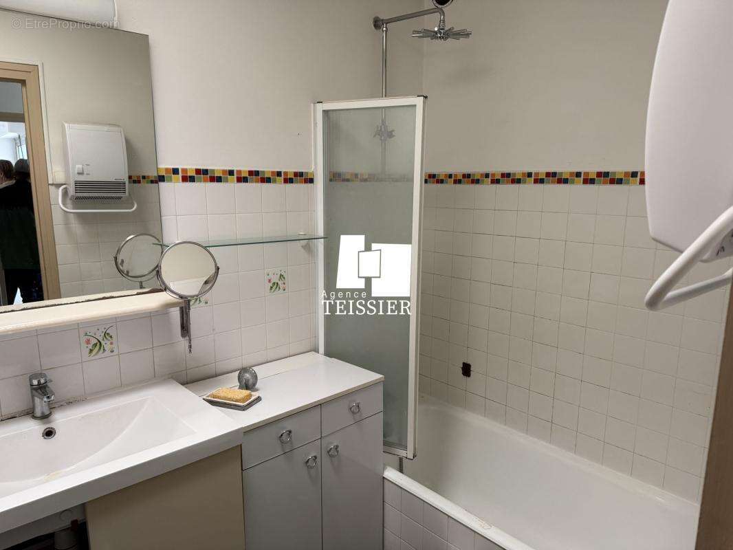 Appartement à LES VANS