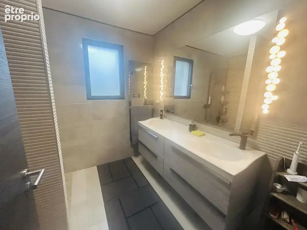 Proche delle, superbe maison plain-pied de 105 m2  avec piscine ! - photo 7