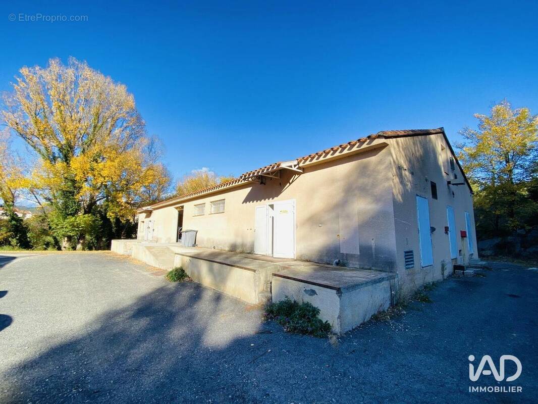 Photo 1 - Commerce à MARQUIXANES