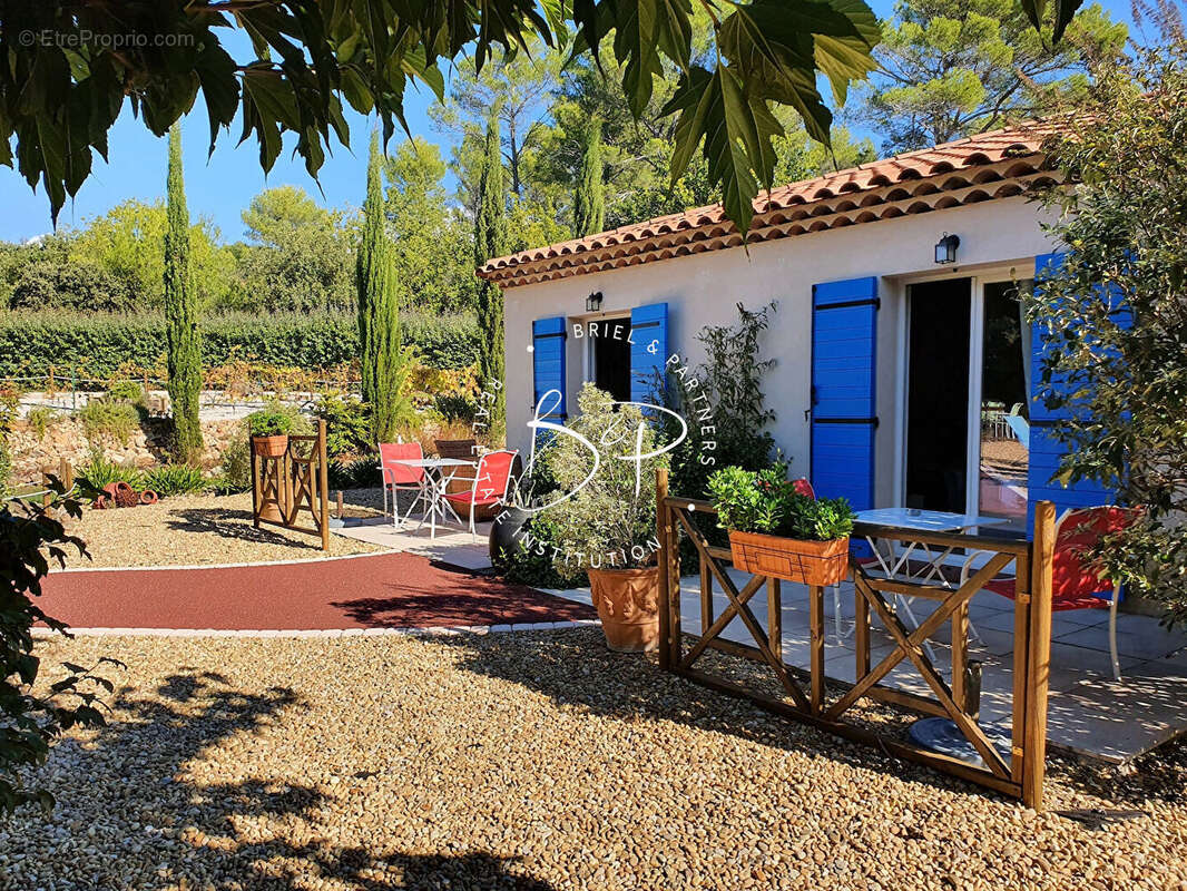 Maison à LORGUES