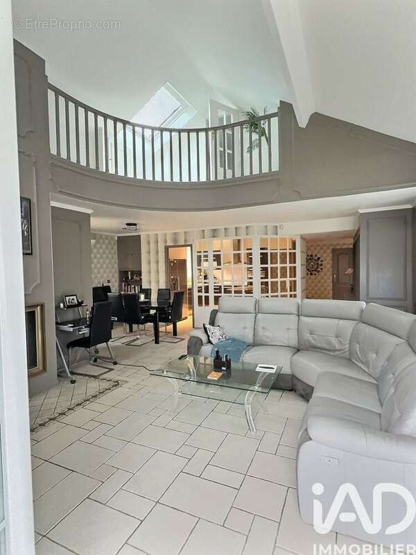 Photo 8 - Maison à OZOIR-LA-FERRIERE