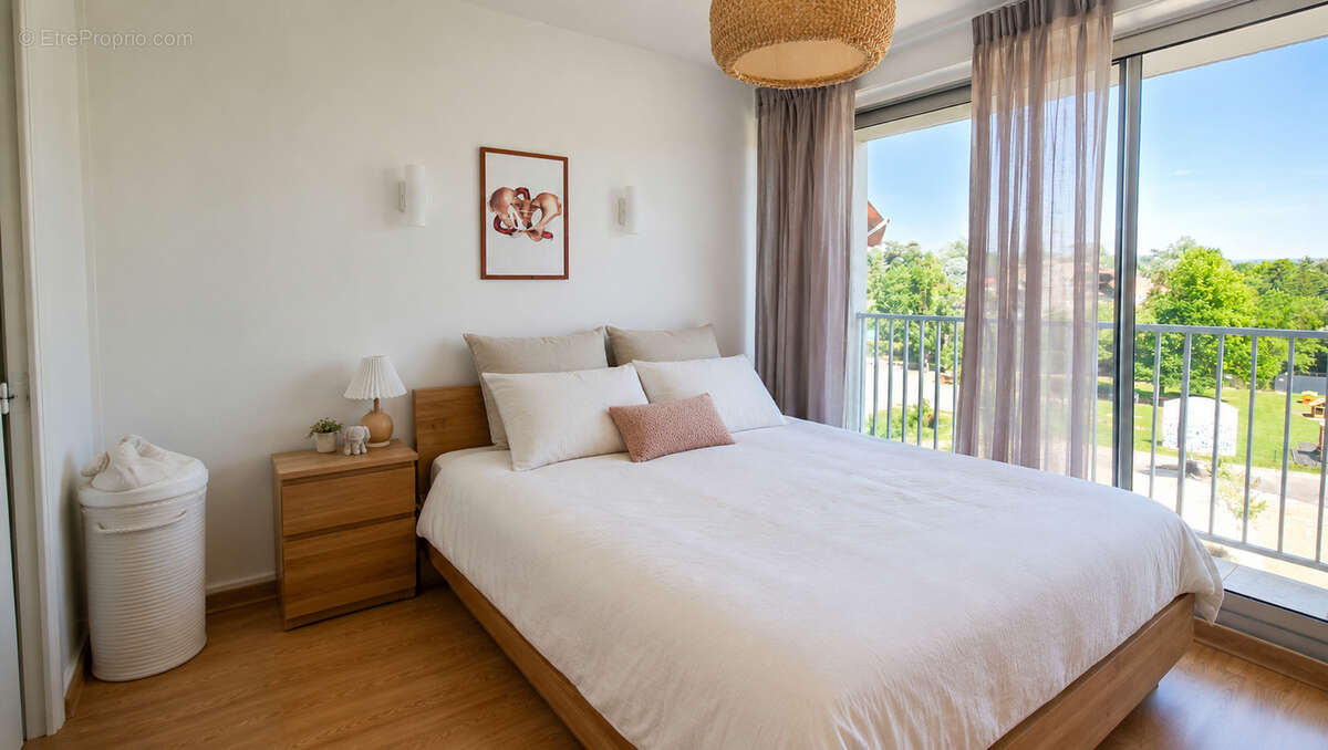 Trespoey  appartement traversant de  170 m2 + terrasse 80m2 vue Pyrénées - photo 9