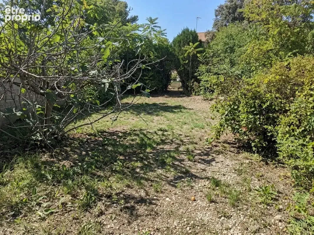 Terrain clos viabilisé - photo 1