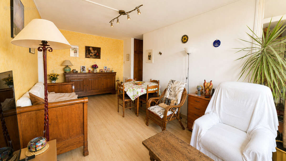 Appartement - 59,76 m2 - 3 pièces - photo 5