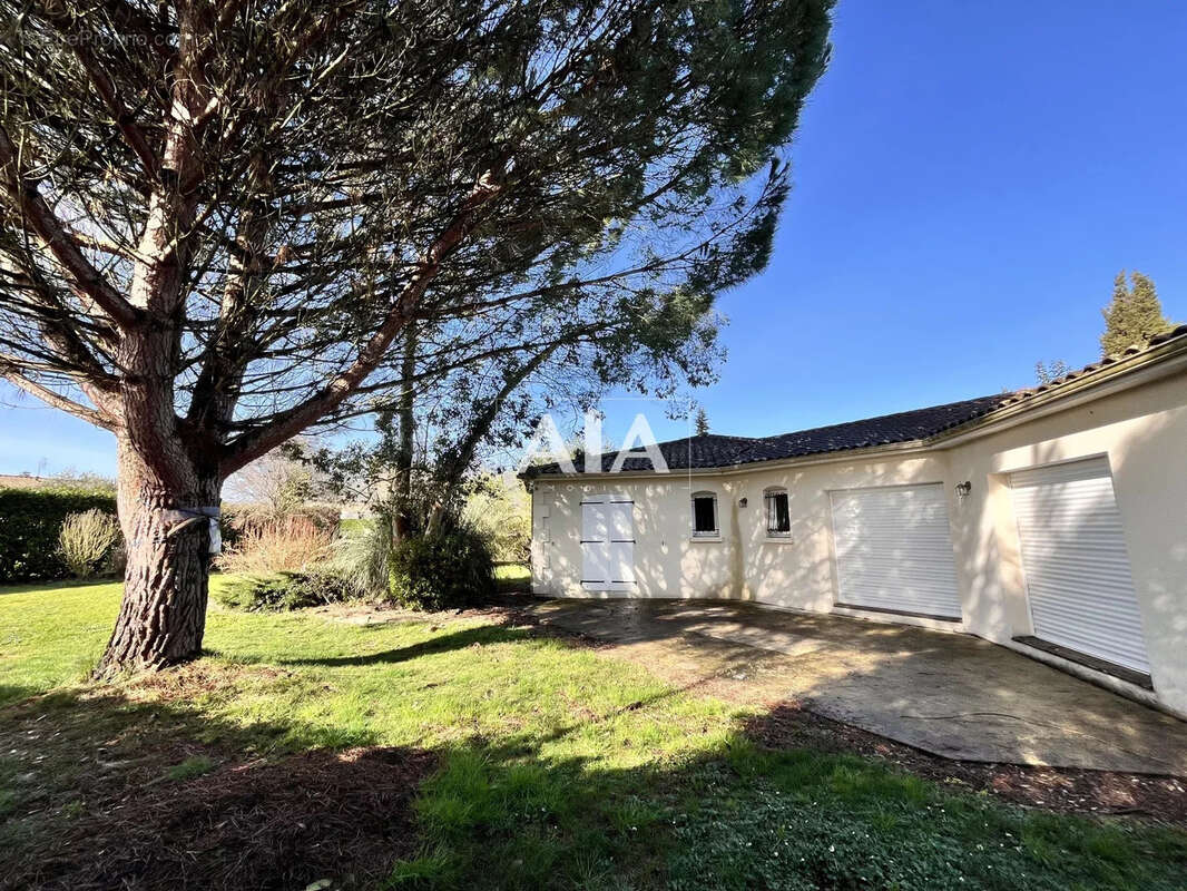 Maison à SAINT-GROUX