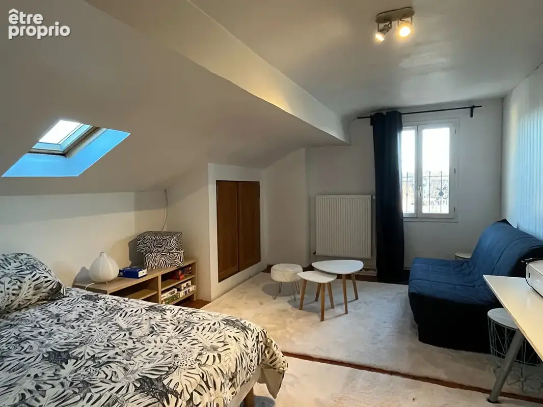 Bourg appart 4 chambres+ bureau avec terrasse - photo 9