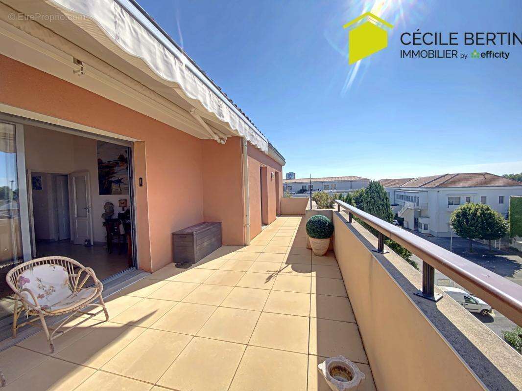 Appartement à ARLES